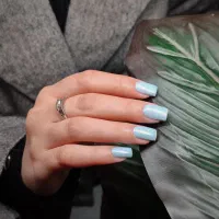 کاشت و خدمات ناخن