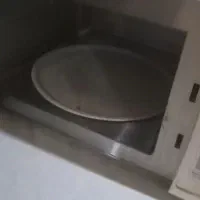 ماکروفر قدیمی کاملا سالم و کم کارکرد برند ناسیونال