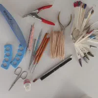 وسایل کاشت ناخن|آرایشگاه و سالن‌های زیبایی|ساوه, |دیوار