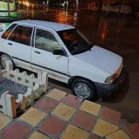 ماشین پراید سفید سالم بی رنگ..بیمه تازه گرفتم.