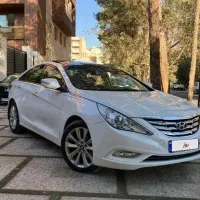 سوناتاYF 2011 فول کامل ۴گرمکن ۱۰ ایربگ استثنایی