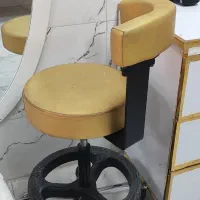 واگذاری سالن زیبایی با کلیه وسایل|آرایشگاه و سالنهای زیبایی|ملایر, |دیوار