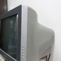 مانیتور ۱۷ اینچ|قطعات و لوازم جانبی رایانه|قم, شهرک امام حسن|دیوار