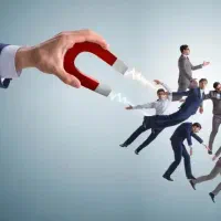 استخدام مشاور املاک