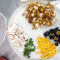 استخدام صندوقدار و آشپز خانم برای فست فود|استخدام خدمات فروشگاه و رستوران|اهواز, بهارستان|دیوار