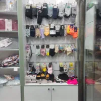 ویترین مغازه فروشی