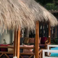 استخدام در قسمت های مختلف در کافه و رستوران