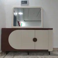 ایینه و کنسول