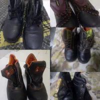 انواع کفش ایمنی به فروش می‌رسد