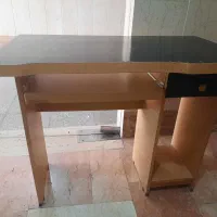 میز کامپیوتر