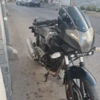 پالس ۲۲۰ جفت شمع
