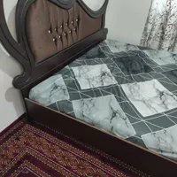 تخت دونفره سالم و بی نقص وتشک سالم و درحد نو|تشک تختخواب|مزرعه کتول, |دیوار