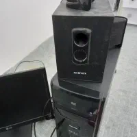 مانیتور و کیس و اسپیکر