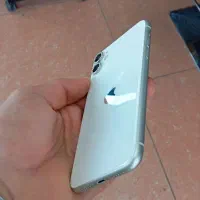 آیفون 11 نرمال
