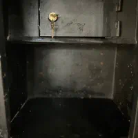 گاوصندوق ایران کاوه|ابزارآلات|هشتگرد, هشتگرد قدیم|دیوار