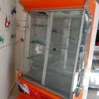 سلام یخچال ویترینی در حد نو