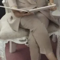 کت شلوار یک بار پوشیده شده