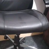 صندلی گردان|صندلی و نیمکت|ایلام, |دیوار