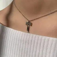 گردنبند پاپیون