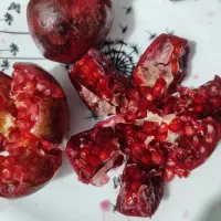 220 کیلو انار