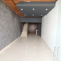 واحد تجاری بر خیابان خواجو