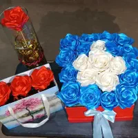 باکس گل رز جاودان