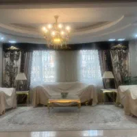 پرده  جنس ترک دارای ۶ عدد کتیبه