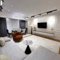 ۹۰ متر دو خواب سالن پرده خور بی نظیر فردوس شرق