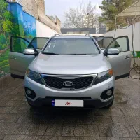 سورنتو ۲۰۱۱|خودرو سواری و وانت|مشهد, امام رضا (ع)|دیوار