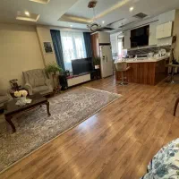 98متر /2خوابه /غرق در نور / فول امکانات /تکواحدی