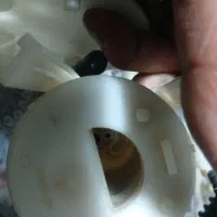 یک عدد پمپ بنزین میتسوبیشی دنسو درحد