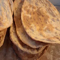 یک نفر نیروکارساده ویک نفر خمیر گیر چونگیر تنوری