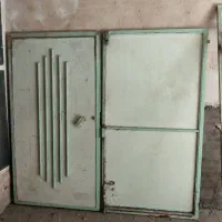 درب آهنی دو لنگه