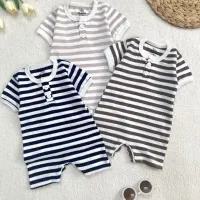 لباس بچگانه