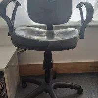 صندلی اداری وچرخان