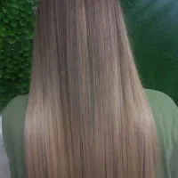 نیازمند مدل برای رنگ و کراتین