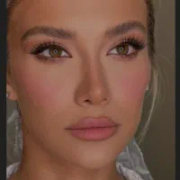 نیازمند مدل میکاپ