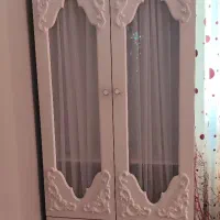 تخت و کمد کودک