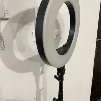 رینگ لایت به همراه سه پایه|دوربین عکاسی و فیلم‌برداری|اهواز, کوی ملی راه|دیوار