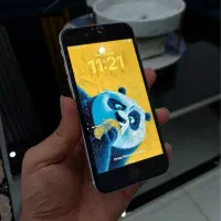 ایفون se2020 درحدنو