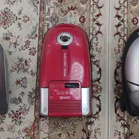 سه عدد جاروبرقی