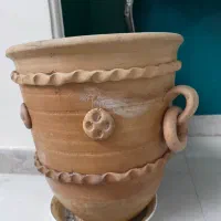 گلدان سفالی دست ساز|گل و گیاه طبیعی|تهران, آبشار تهران (دریاچه)|دیوار