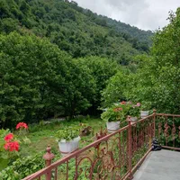 ۲خواب تراس دار لب رودخونه جاده ییلاق اولسبلنگاه