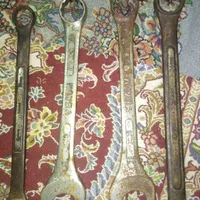 آچار بزرگ کسی خاست در خدمتم
