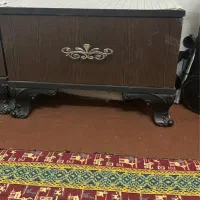 دوعدد کنار تختی سالم در حد نو