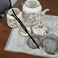 تعدادی ظروف