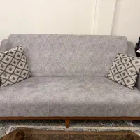 مبل راحتی و میزنهارخوری ۴نفره