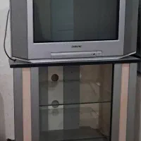 تلویزیون سونی با میز