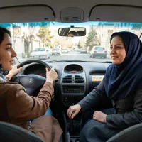 آموزش خصوصی رانندگی با مربی خانم ویژه بانوان