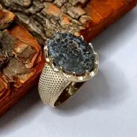 انگشتر کهنه  ز و عه